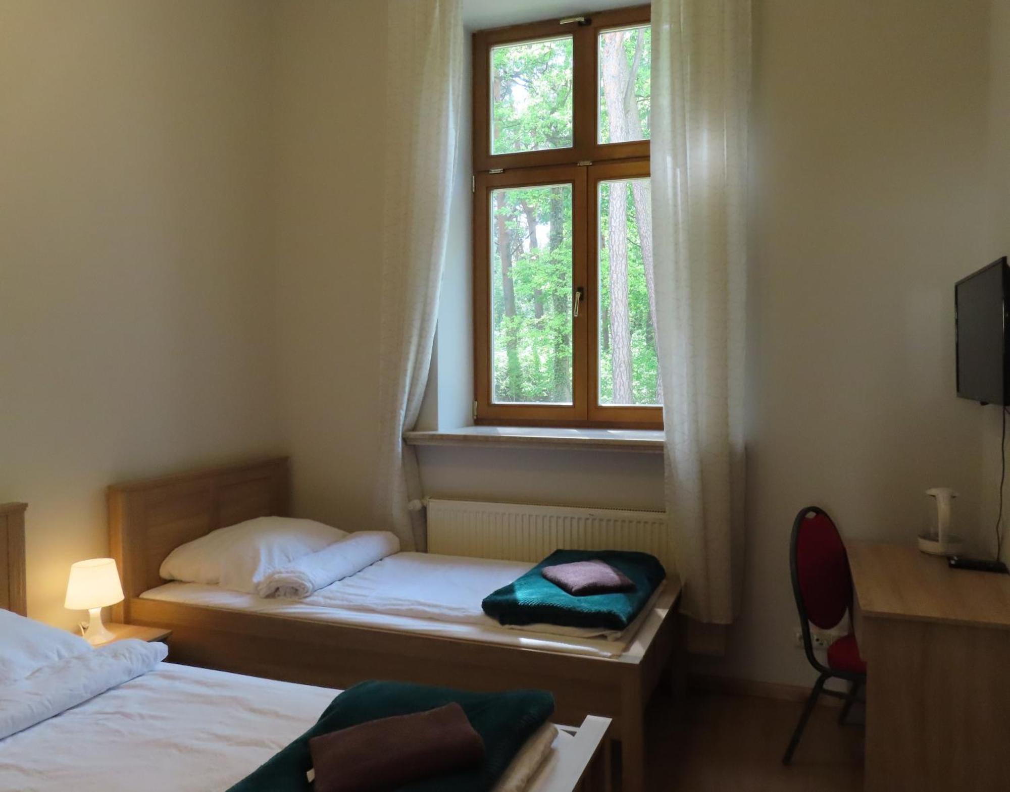 Dobry Zakatek Dom Rekolekcyjny Hotel Konstancin-Jeziorna Exterior photo