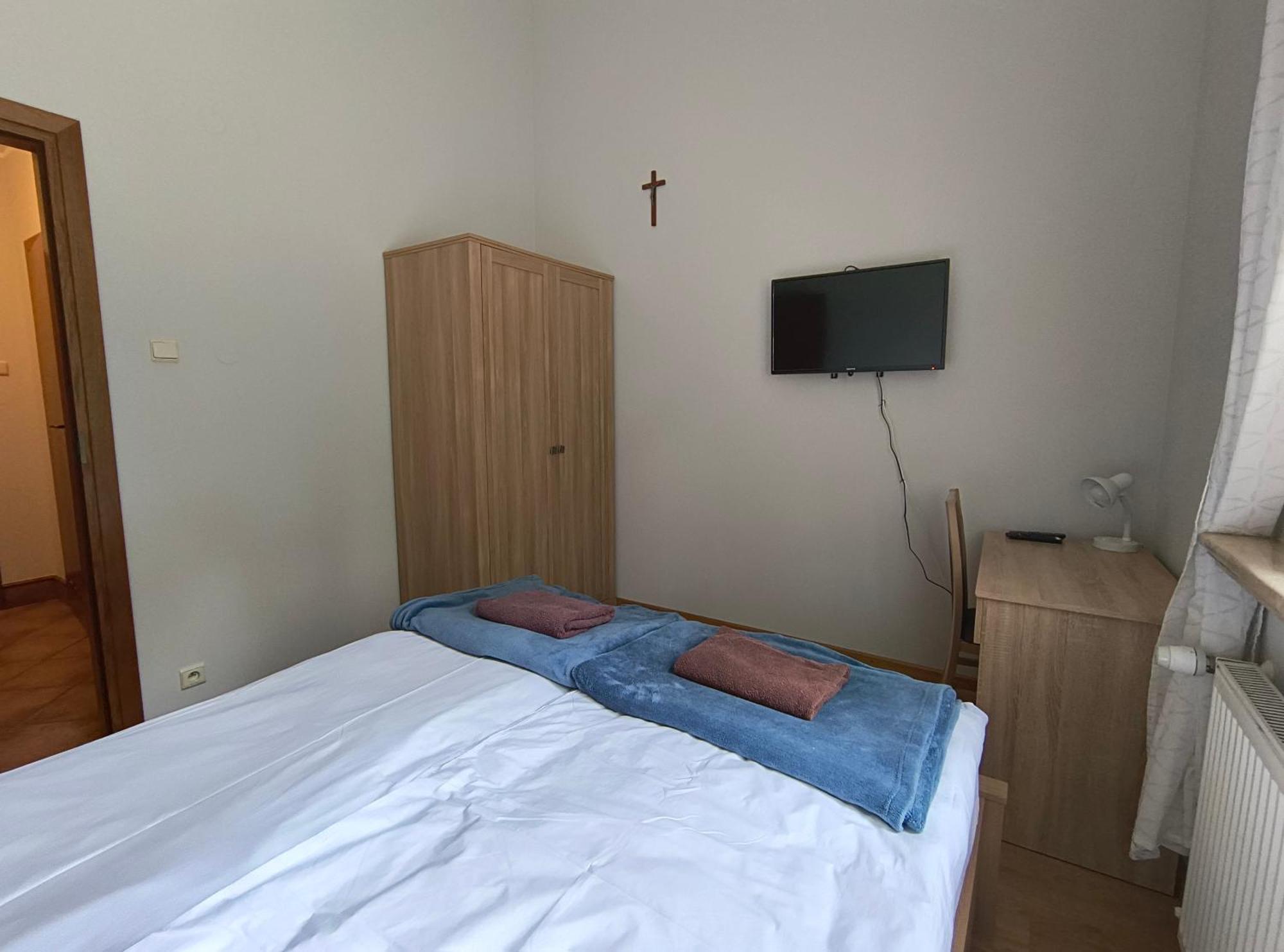 Dobry Zakatek Dom Rekolekcyjny Hotel Konstancin-Jeziorna Exterior photo